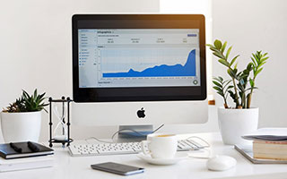 詹姆斯在人民日报撰文： 希望能为中国篮球的发展贡献力量